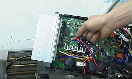 谢通门美的空调电话是多少