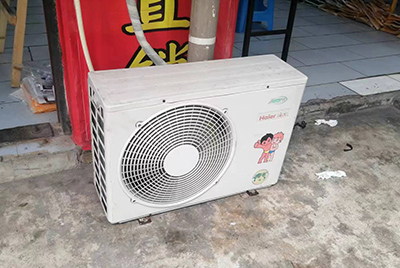 谢通门空调突然不制冷只吹自然风怎么办？